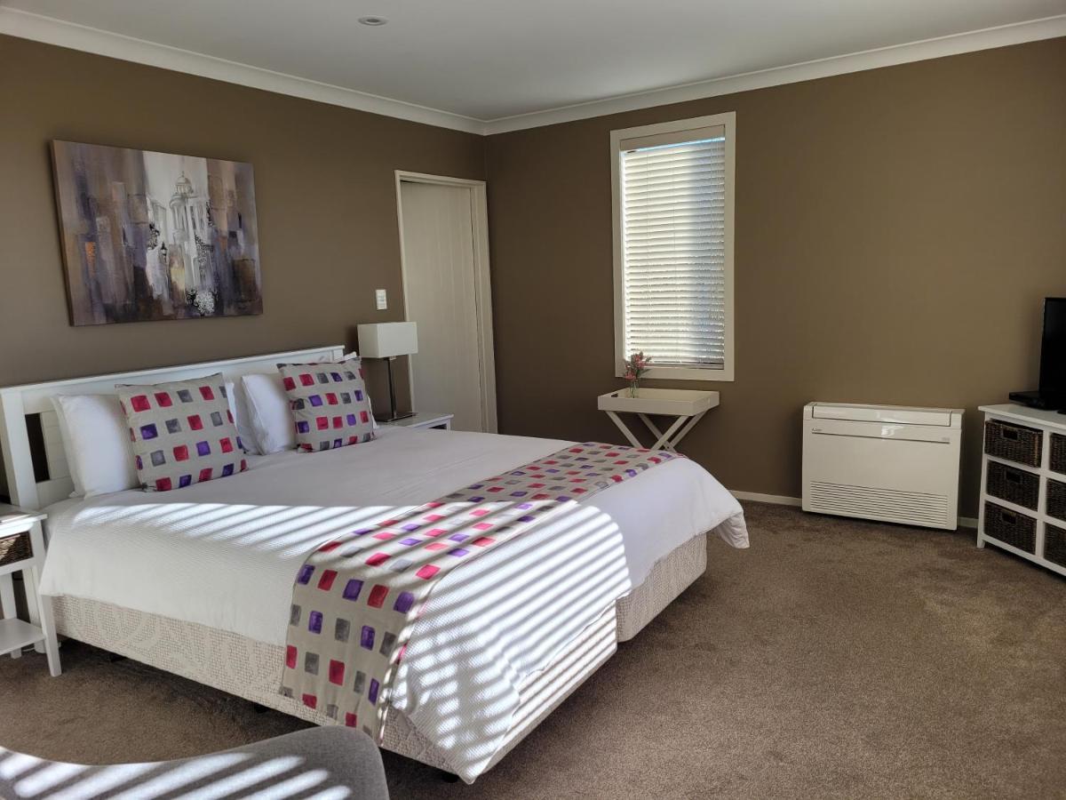 Hazelwood Mapua Bed & Breakfast Bagian luar foto