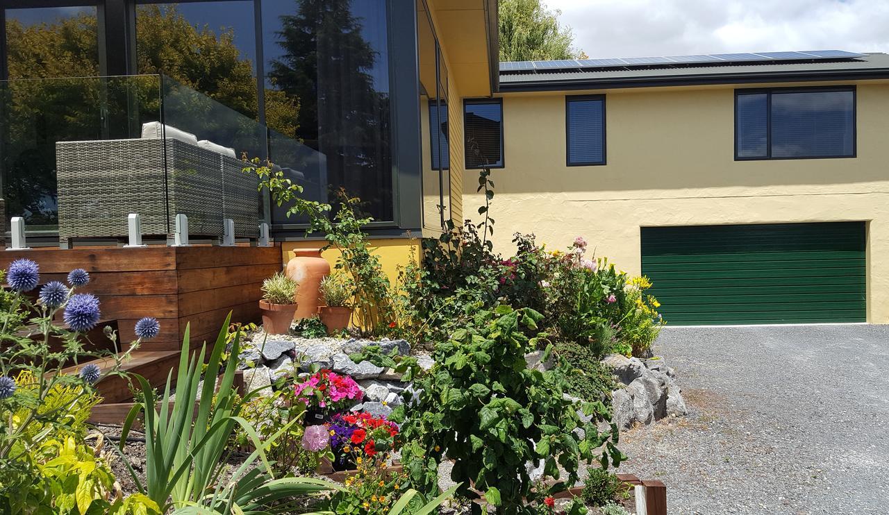 Hazelwood Mapua Bed & Breakfast Bagian luar foto