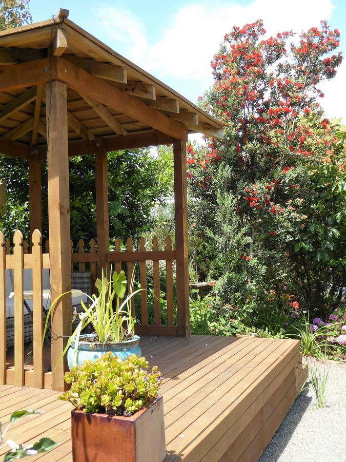 Hazelwood Mapua Bed & Breakfast Bagian luar foto