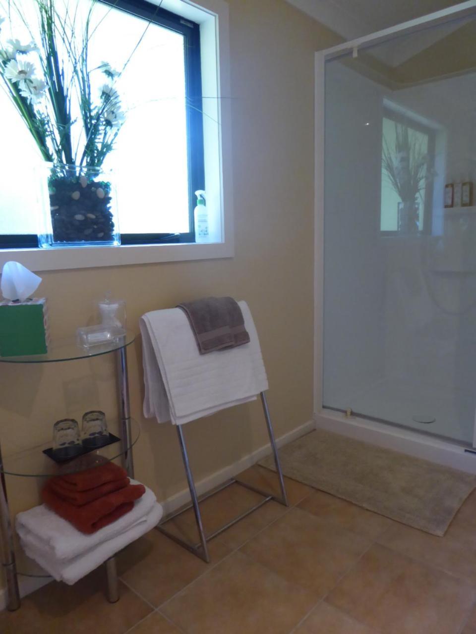 Hazelwood Mapua Bed & Breakfast Bagian luar foto